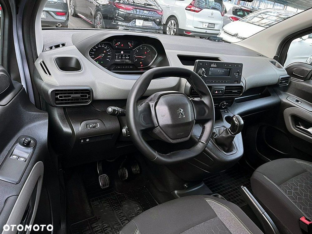 Peugeot Rifter - 19