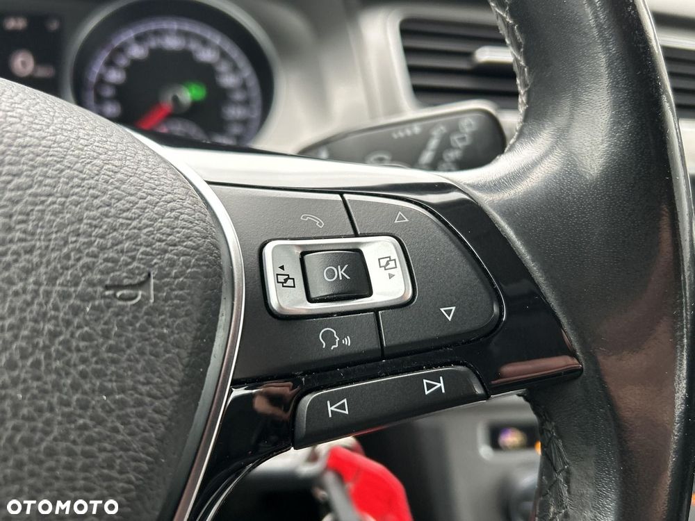 Volkswagen Golf VII 1.6 TDI BMT Highline DSG - 15
