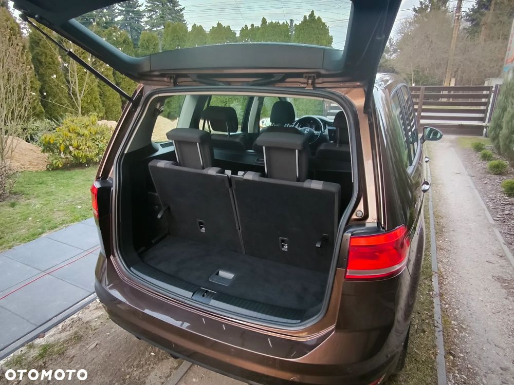 Volkswagen Touran 1.6 TDI BMT SCR Comfortline - 12