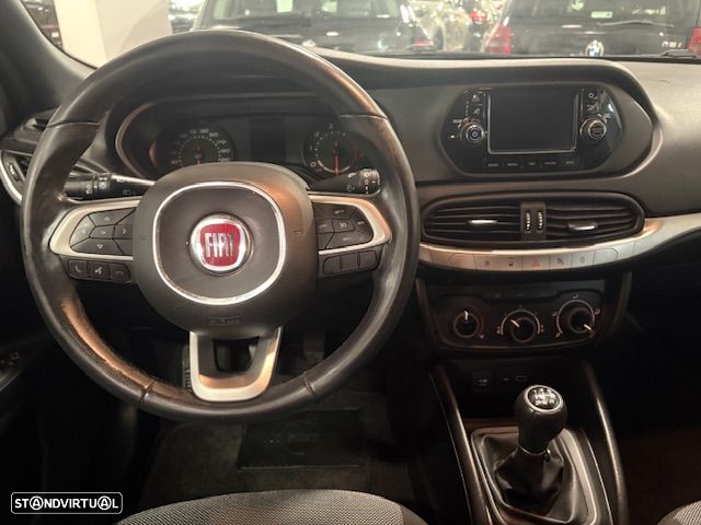 Fiat Tipo Station Wagon 1.3 M-Jet Street - 33