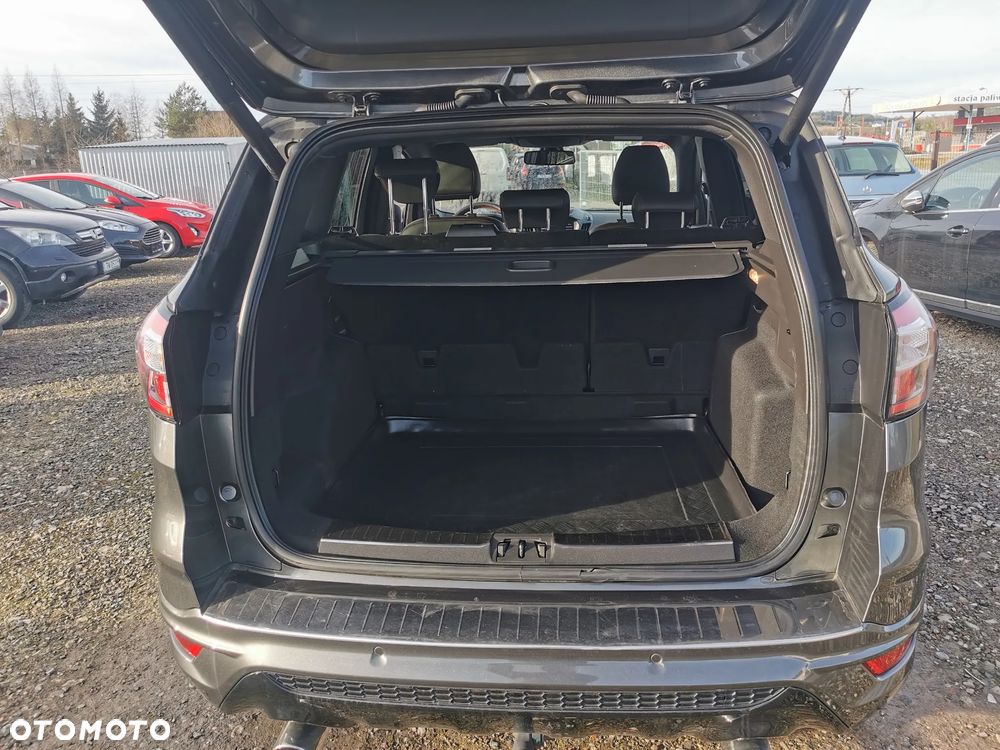 Ford Kuga 1.5 EcoBoost 2x4 ST-Line - 13