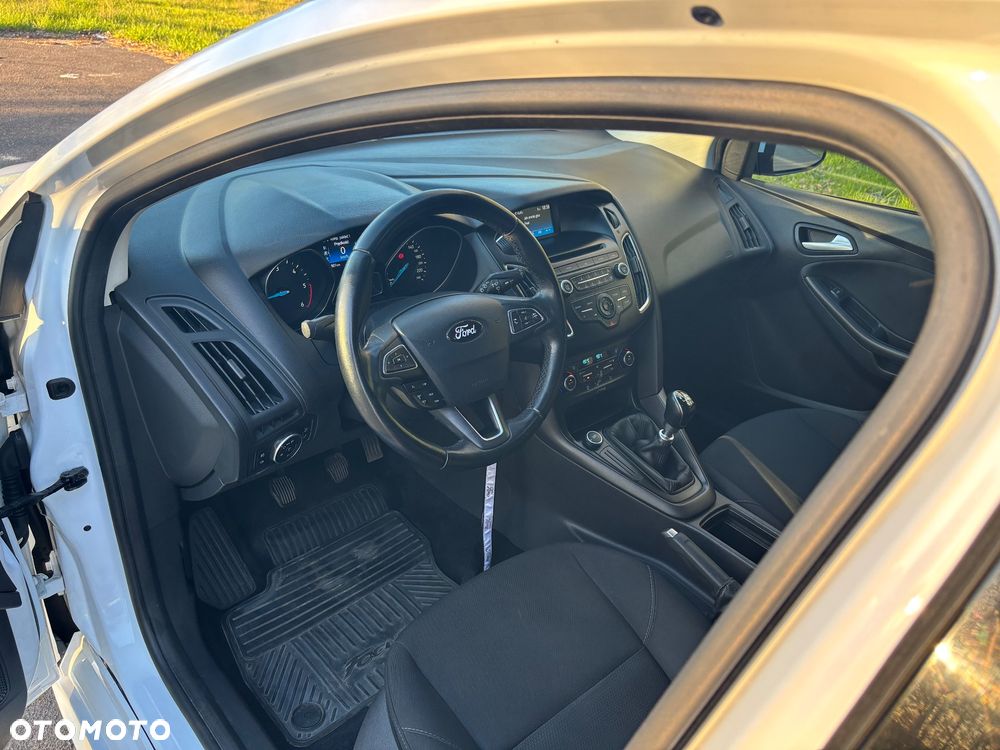 Ford Focus - 14