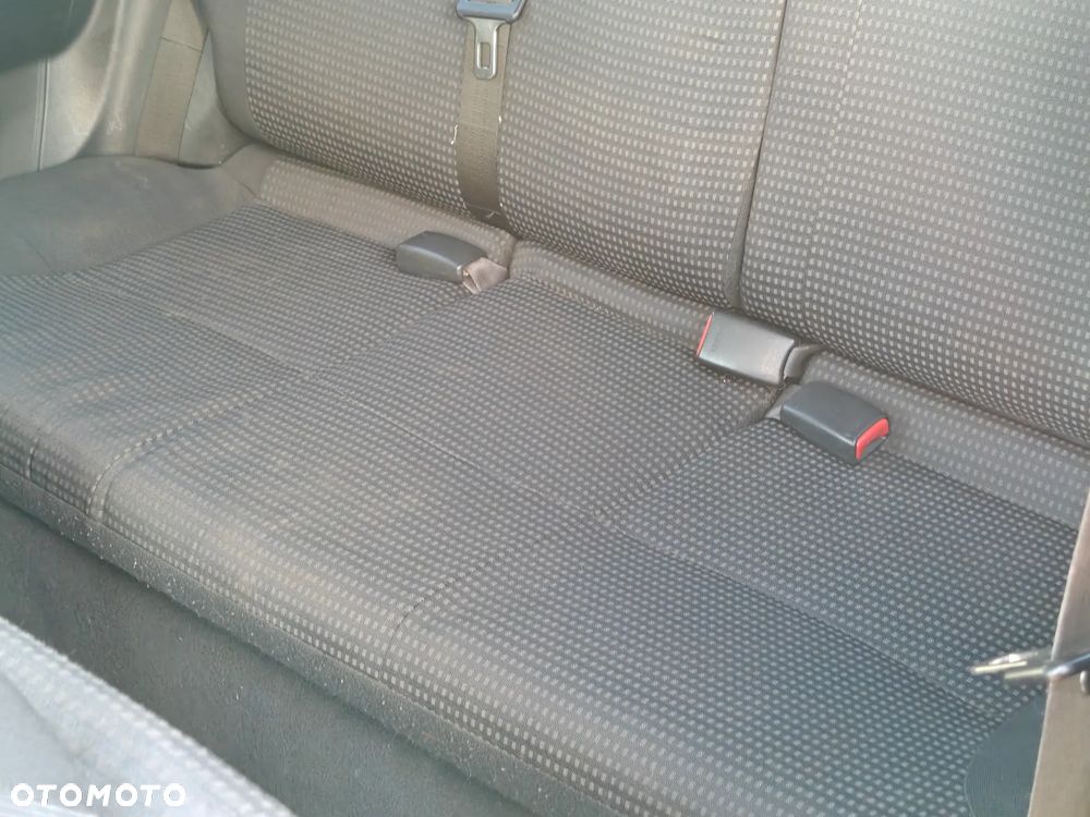 Honda Civic 1.4i LS - 11