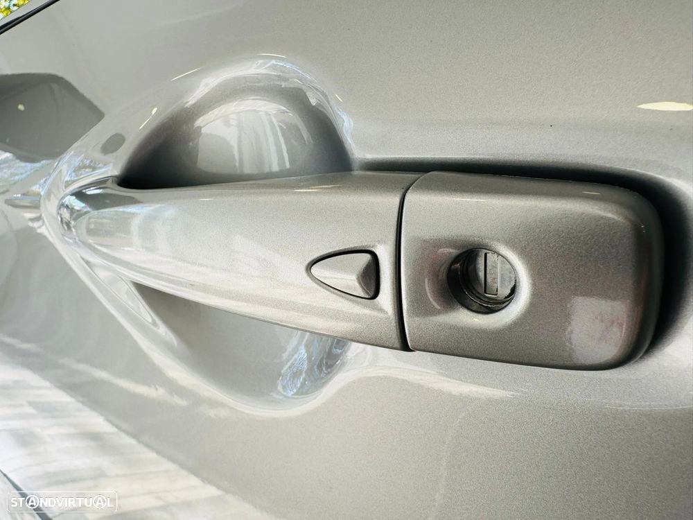 Nissan Qashqai 1.3 DIG-T N-Connecta LED+TT+SKY Xtronic - 28