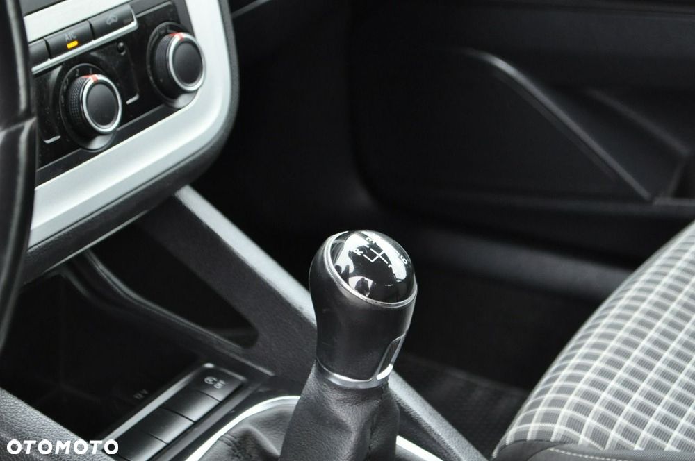 Volkswagen Scirocco 1.4 TSI BlueMotion Technology Club - 17