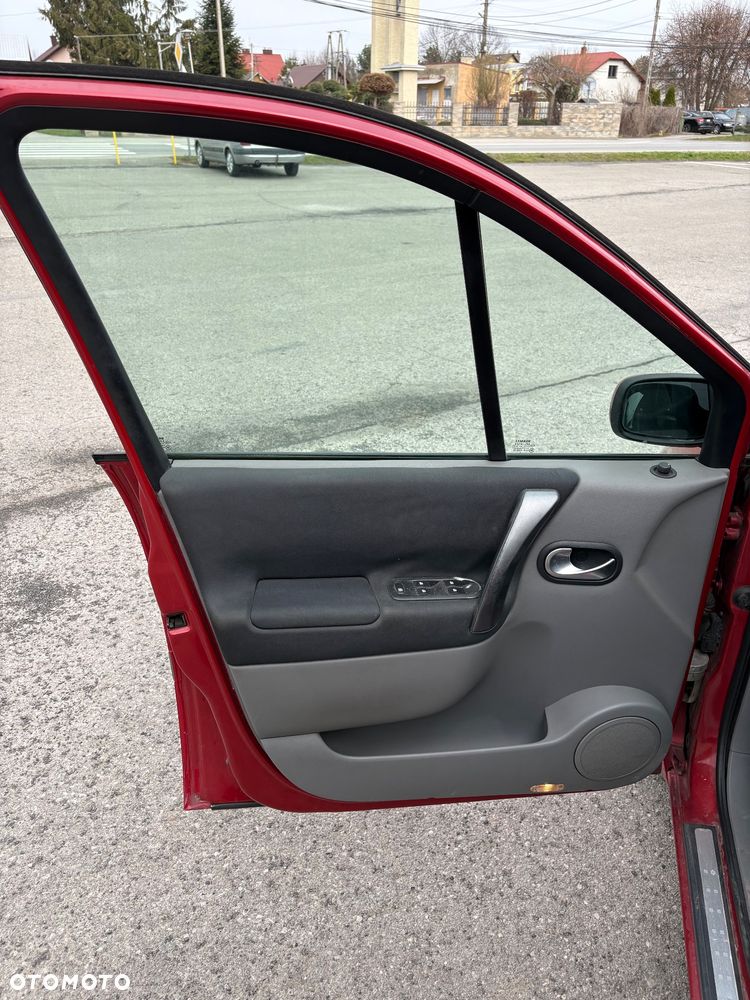 Renault Scenic 2.0 Exception - 5