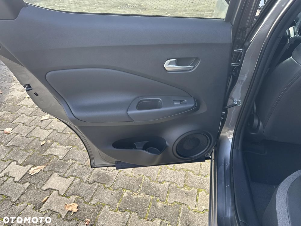 Nissan Juke 1.0 DIG-T N-Connecta DCT - 30