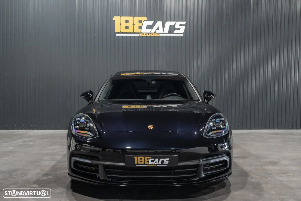 Porsche Panamera 4 E-Hybrid Platinum Edition - 42