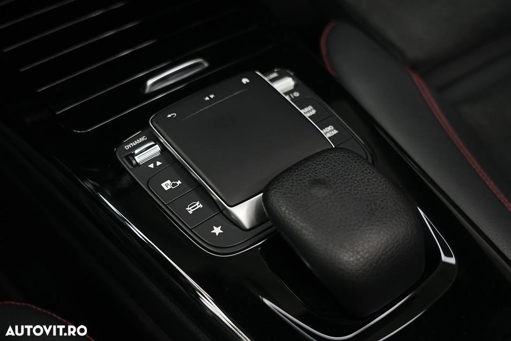 Mercedes-Benz CLA 200 7G-DCT AMG Line - 38