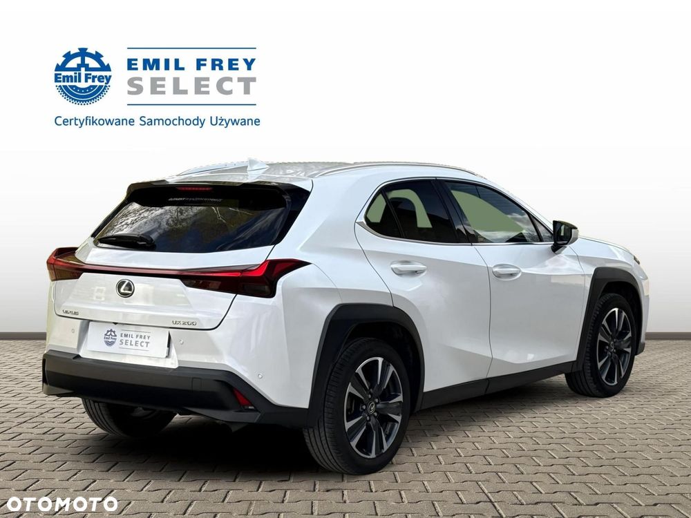 Lexus UX - 6