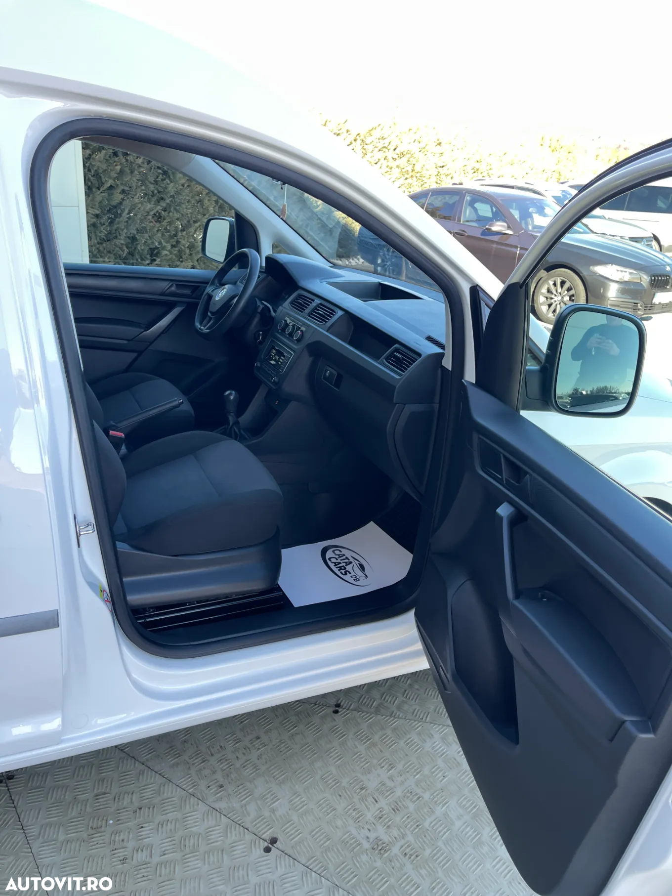 Volkswagen Caddy Maxi 2.0TDI - 21