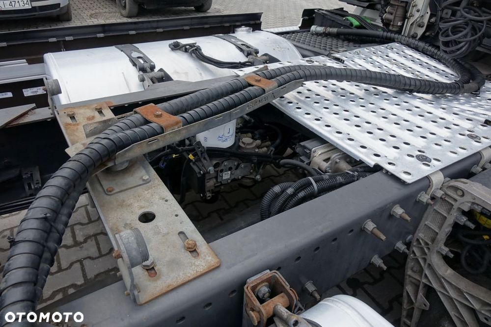 Volvo FH 500 GLOBETROTTER / ADR / STANDARD / AUTOMAT / EURO 6 / HYDRAULIKA / KLIMATYZACJA POSTOJOWA / LODÓWKA - 17