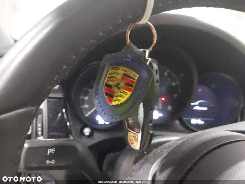 Porsche Macan - 13