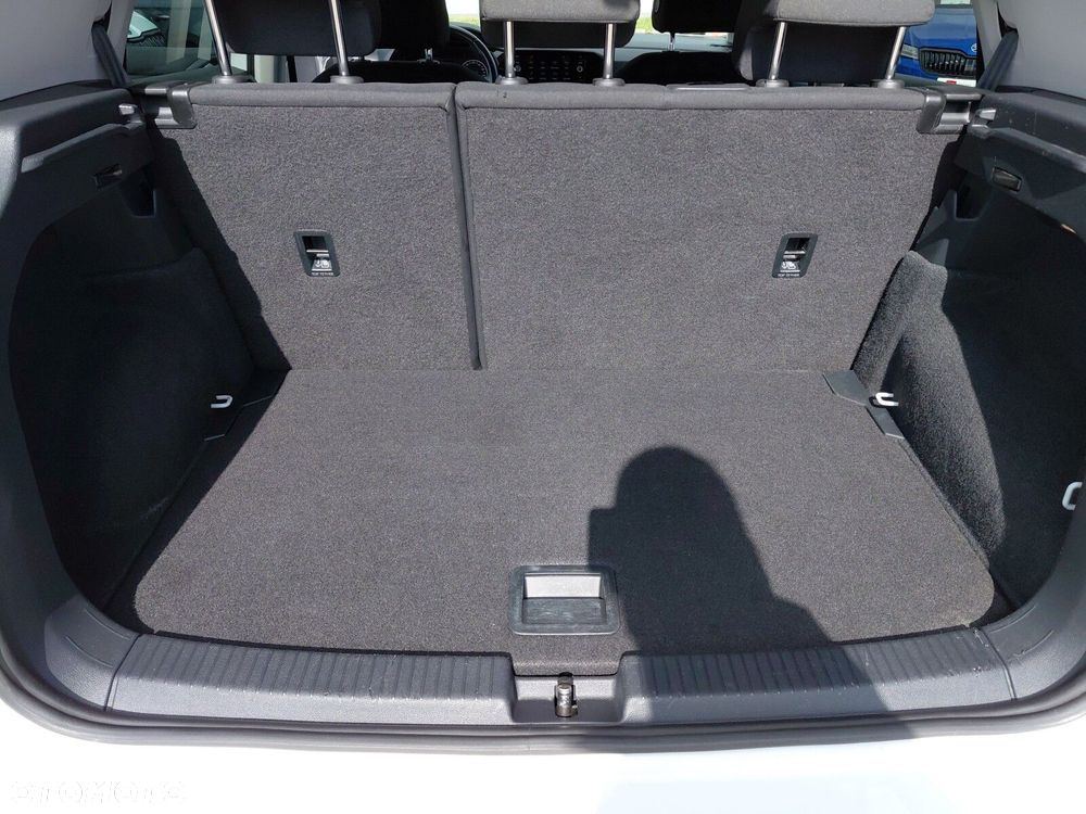 Volkswagen T-Cross - 25