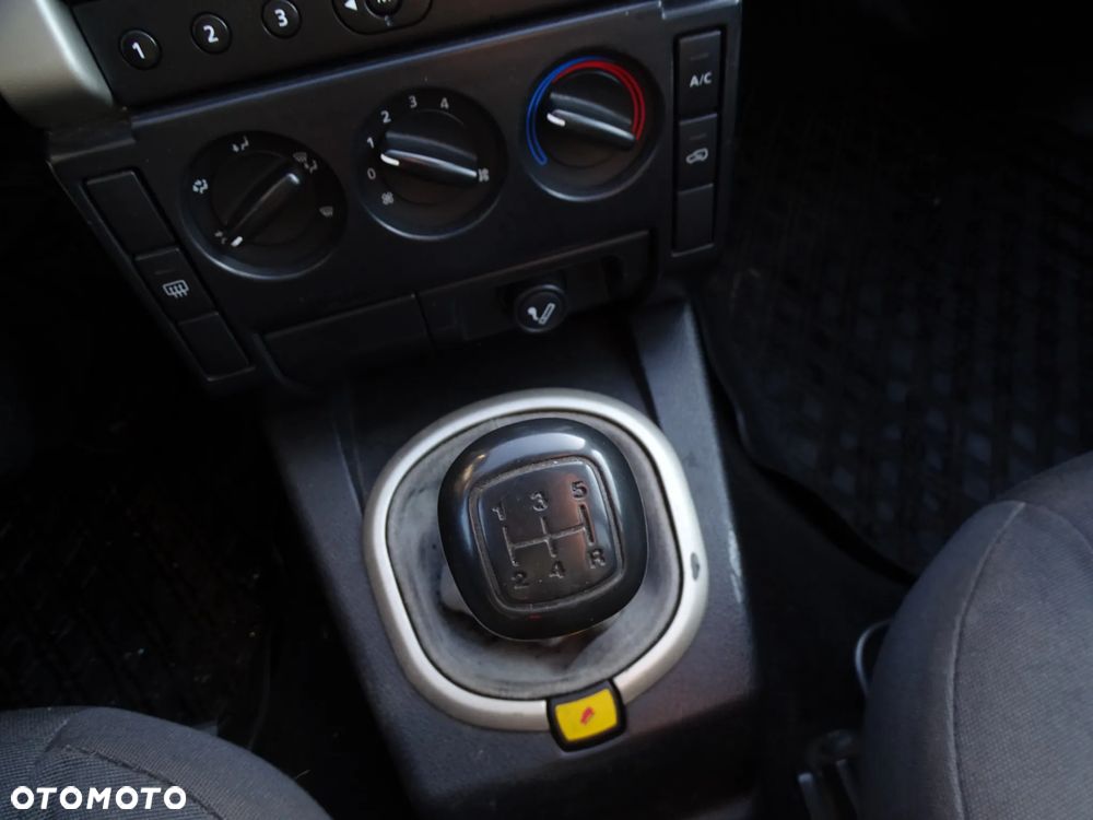 Kia Sorento 2.5 CRDi Expedition - 14