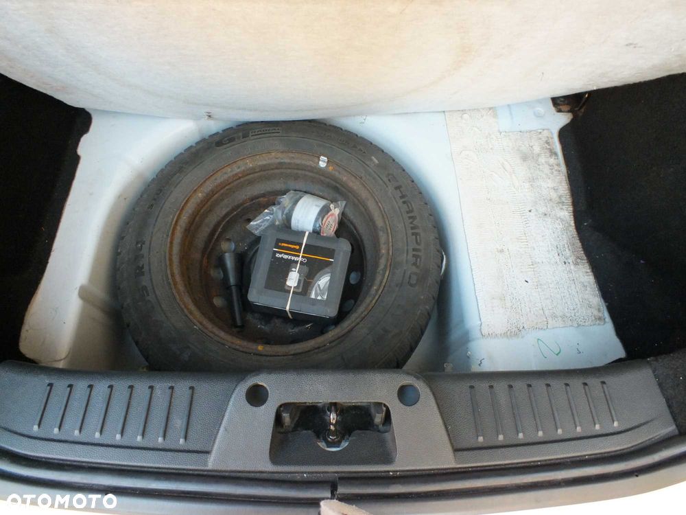 Ford Fiesta - 14