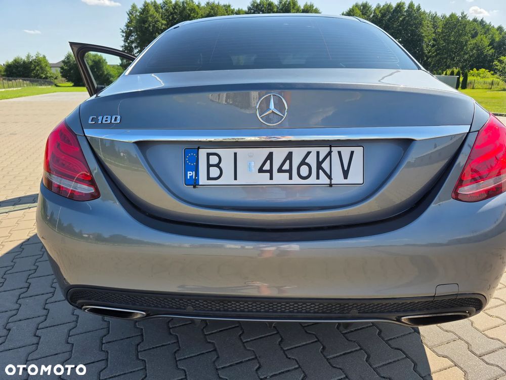 Mercedes-Benz Klasa C 180 9G-TRONIC AMG Line - 5