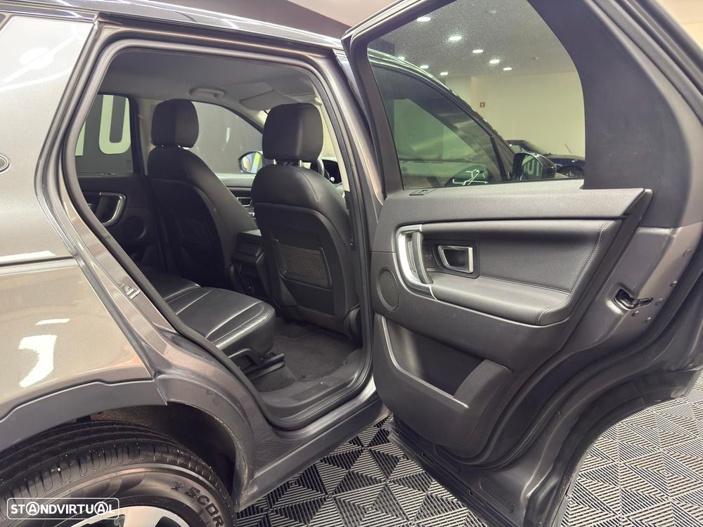 Land Rover Discovery Sport 2.0 eD4 R-Dynamic S - 42