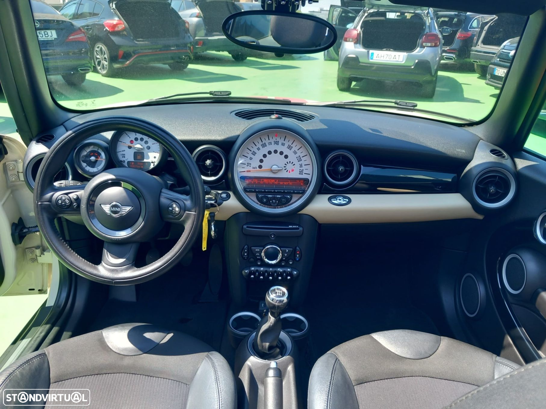 MINI Cabrio Cooper D - 32