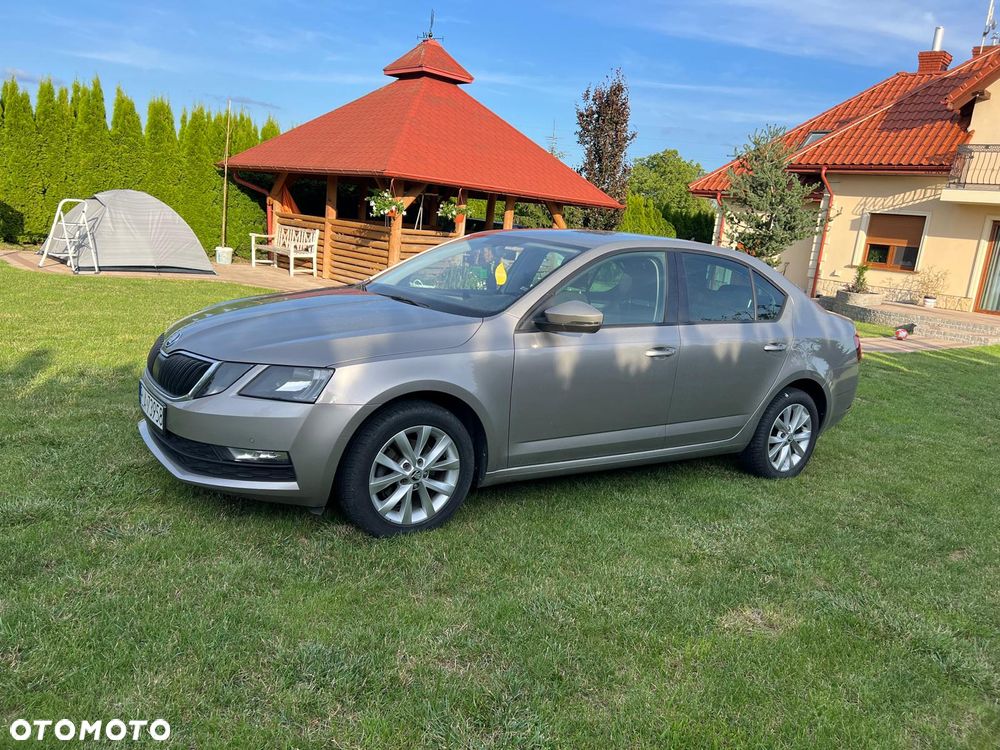 Skoda Octavia 1.6 TDI DSG Ambition - 12