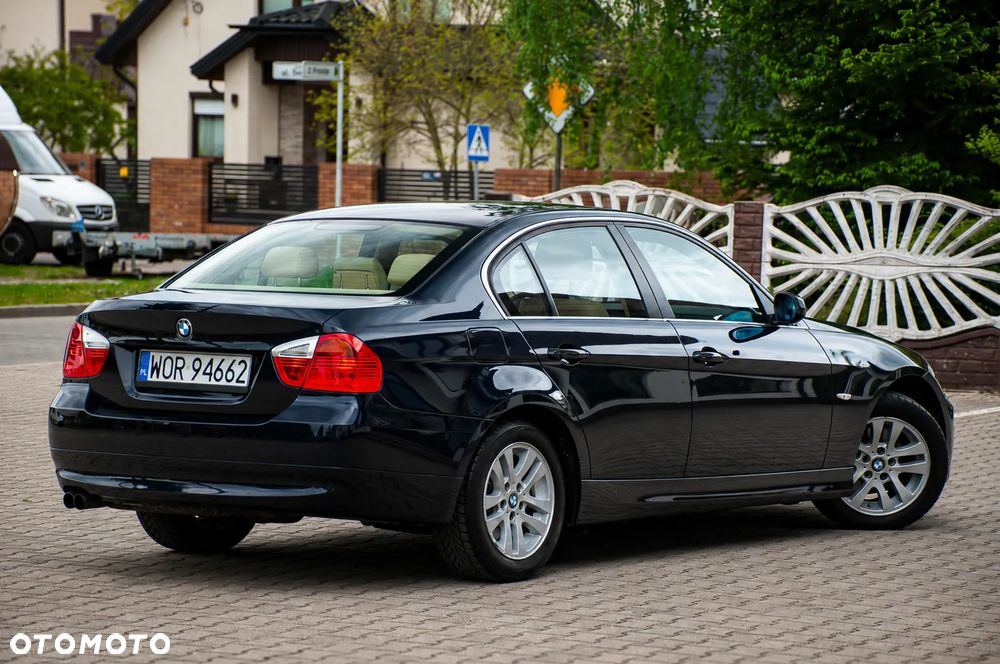 BMW Seria 3 325i - 5