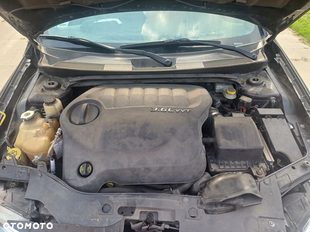 Chrysler 200 - 11