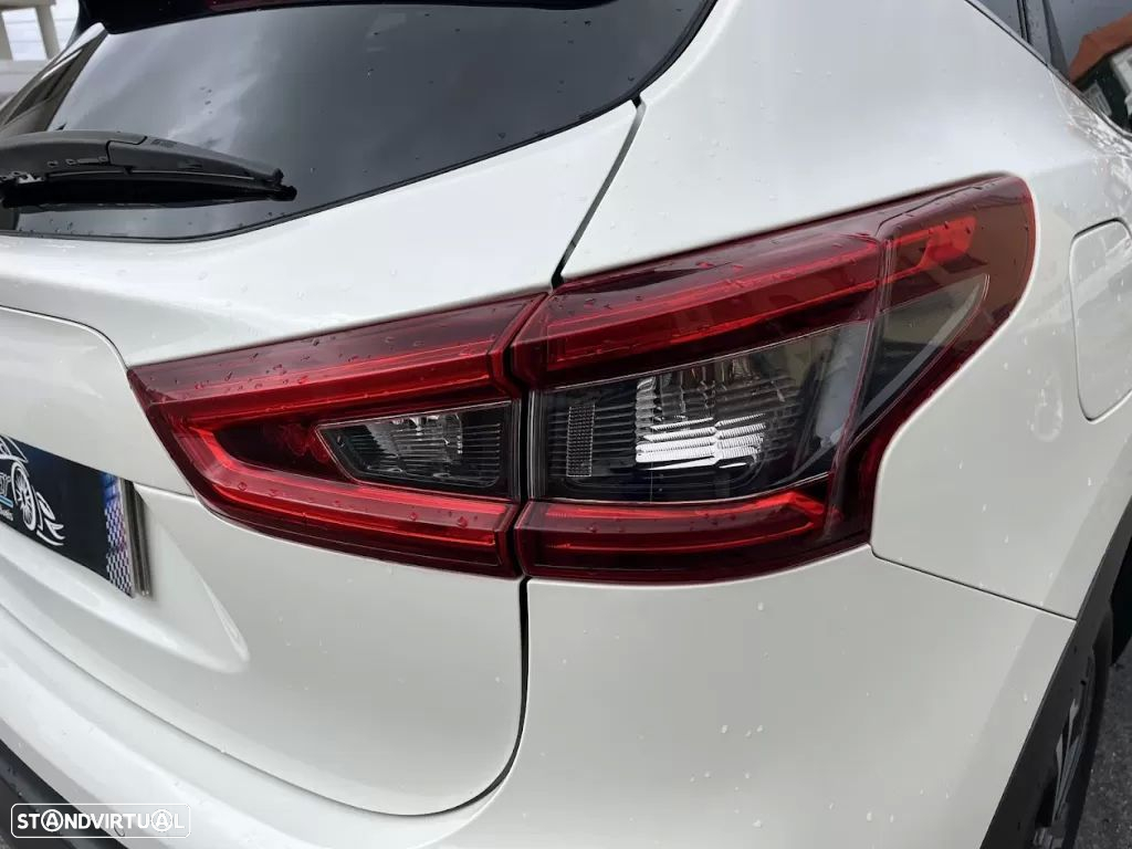 Nissan Qashqai 1.5 dCi N-Connecta 18 - 53