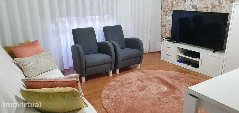 APARTAMENTO T3 MOBILADO PARA ARRENDAMENTO - Grande imagem: 2/6