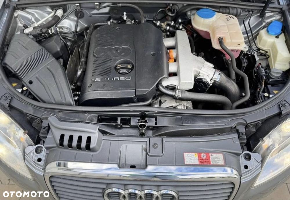 Audi A4 Limousine 1.8T - 18