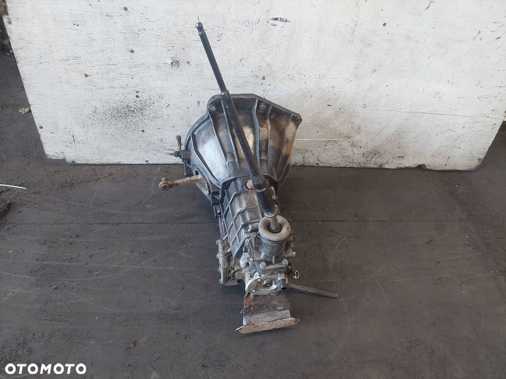 SKRZYNIA BIEGÓW IVECO DAILY II LIFT 2.8 TD 2826.5 8868231 - 2