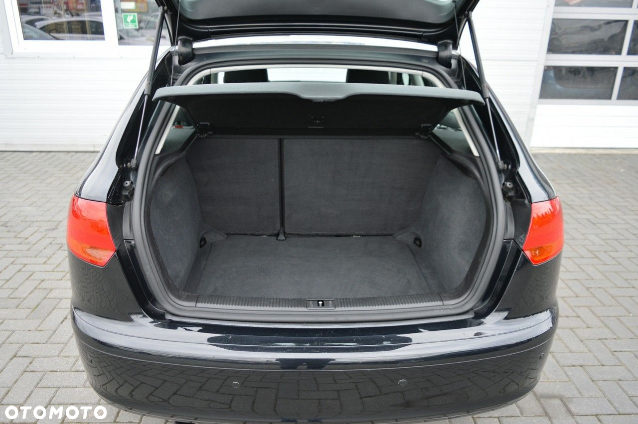 Audi A3 2.0 TDI Sportback Ambiente - 37