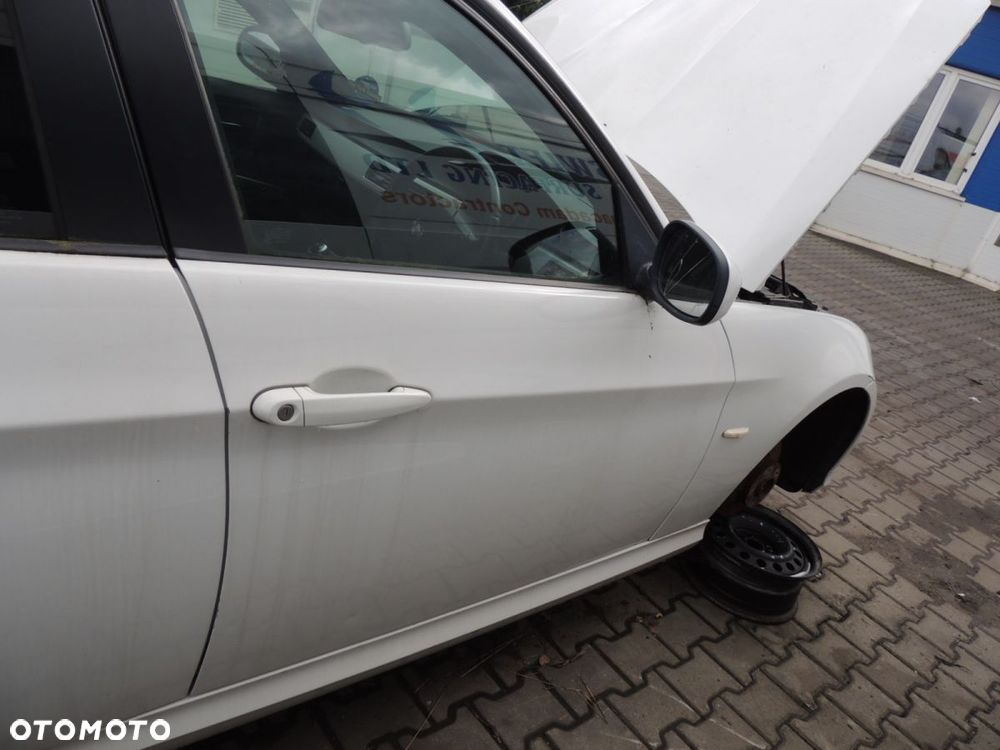 Drzwi prawy przód BMW serii 3 E90 lift '10 - 1