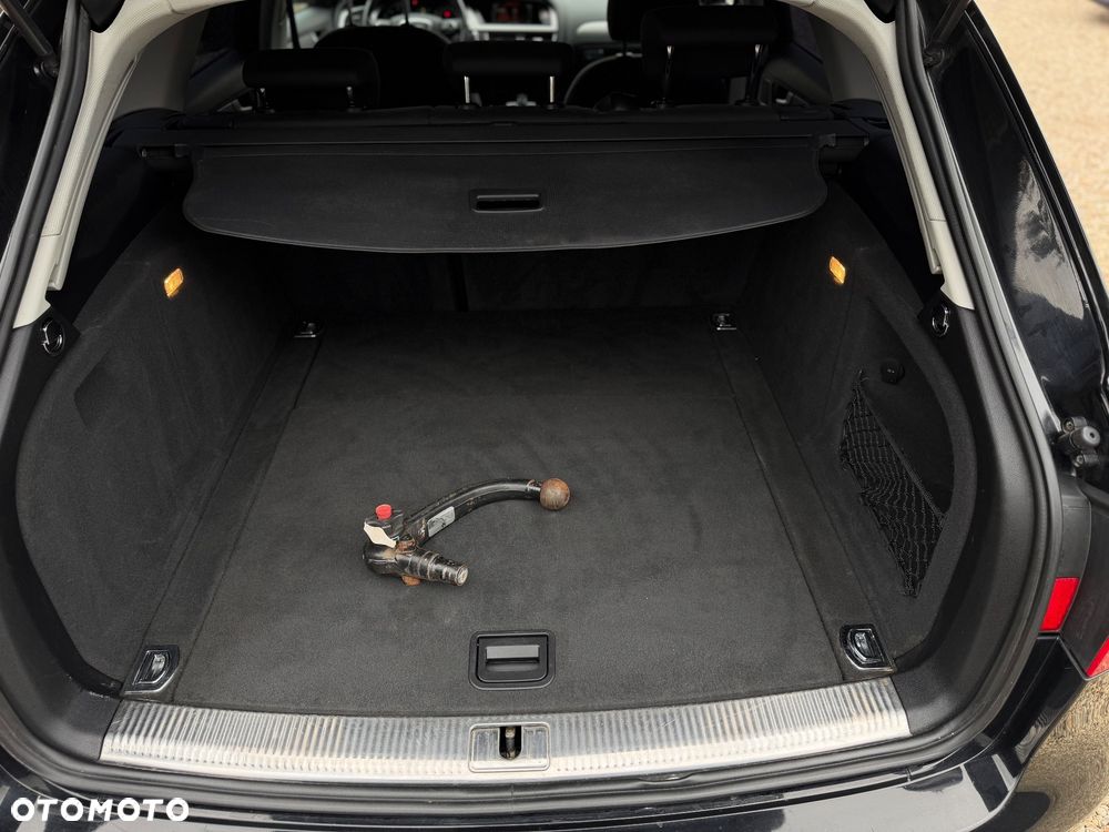 Audi A4 Avant 2.0 TDI DPF clean diesel Attraction - 29