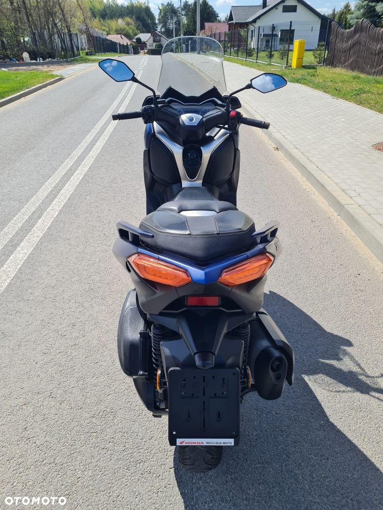 Yamaha X-max - 6