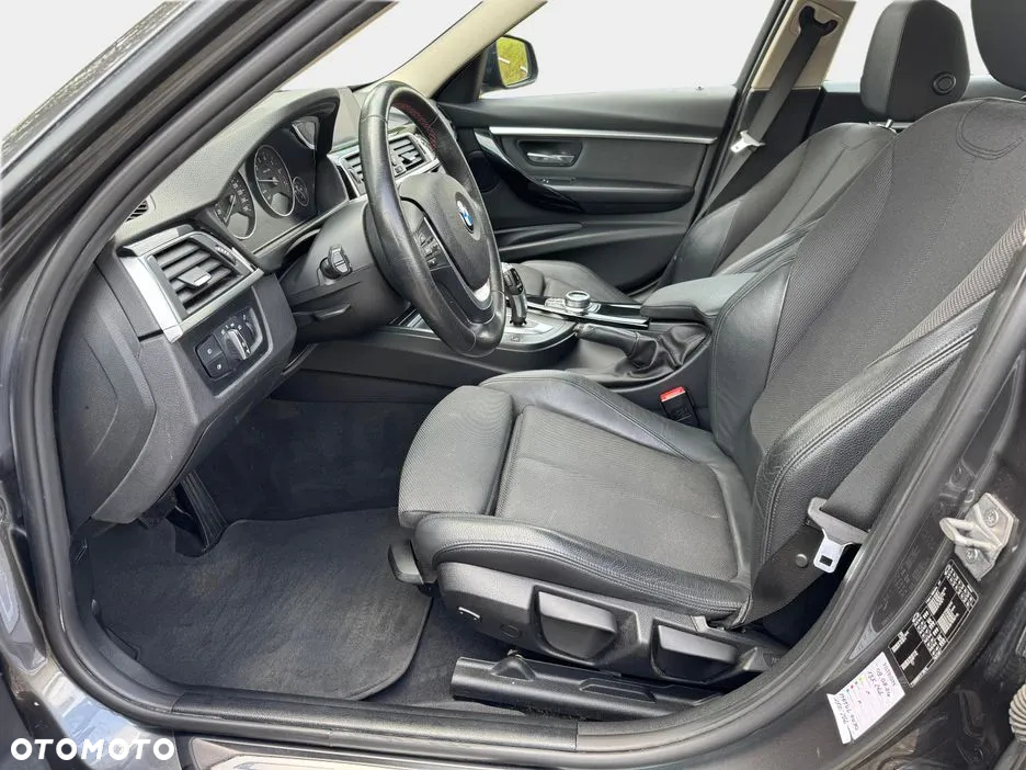 BMW Seria 3 318i GPF Sport Line - 7