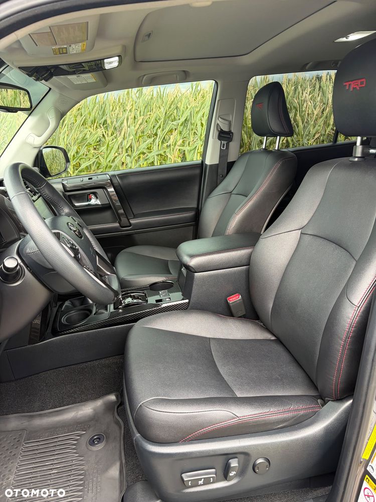 Toyota 4-Runner - 16