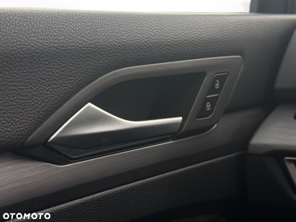 Volkswagen Golf Variant - 34