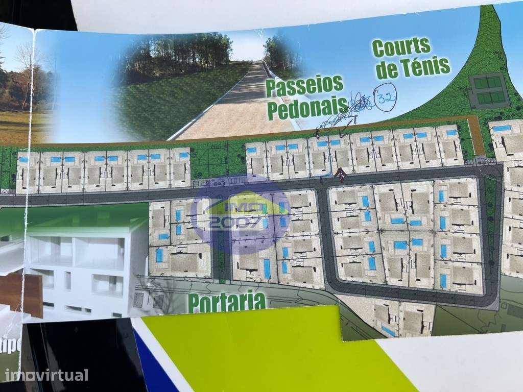 Lote para moradia em Serzedo - Grande imagem: 2/13