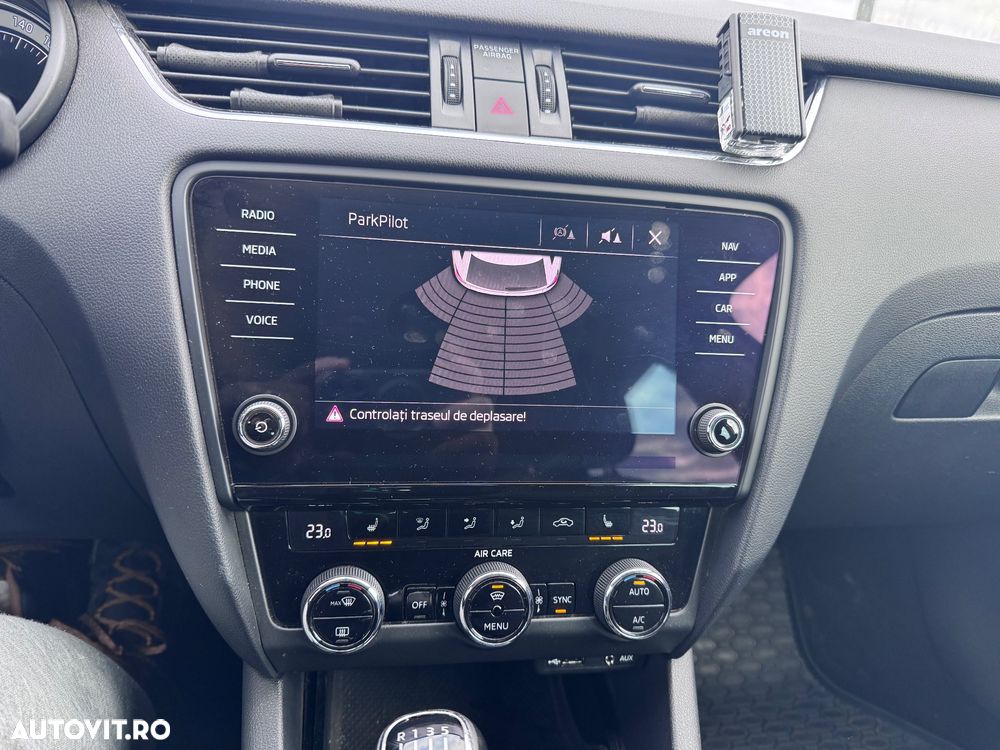 Skoda Octavia 2.0 TDI Style - 11