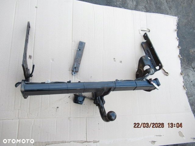 toyota yaris iii 15 lift 5d hak holowniczy - 1