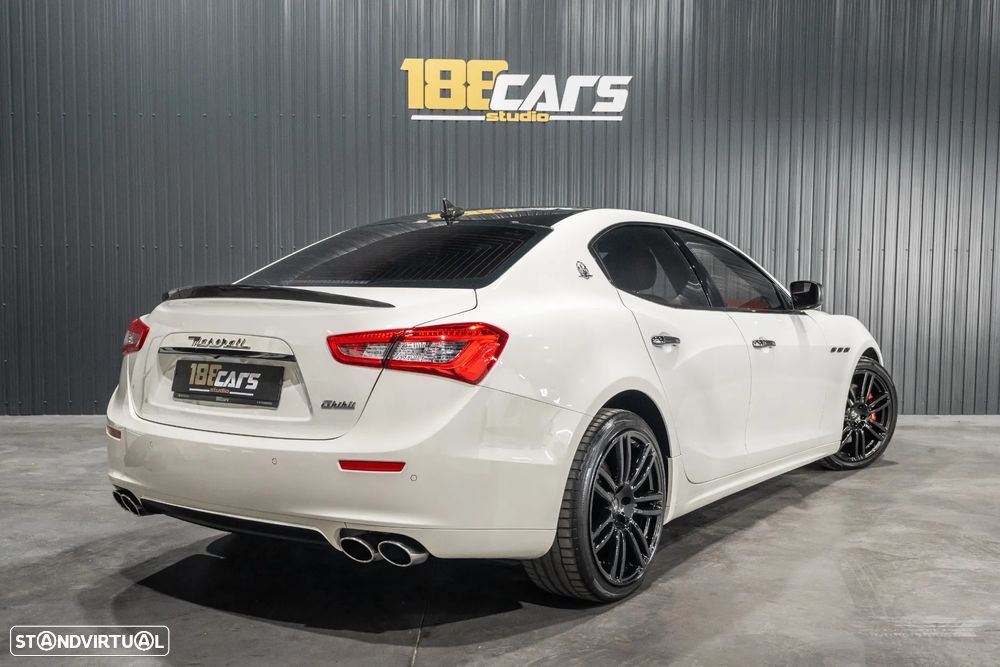 Maserati Ghibli 3.0 V6 - 44