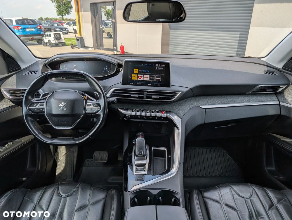 Peugeot 5008 BlueHDi 130 EAT8 Allure - 23