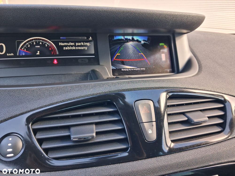 Renault Grand Scenic ENERGY TCe 130 BOSE EDITION - 22