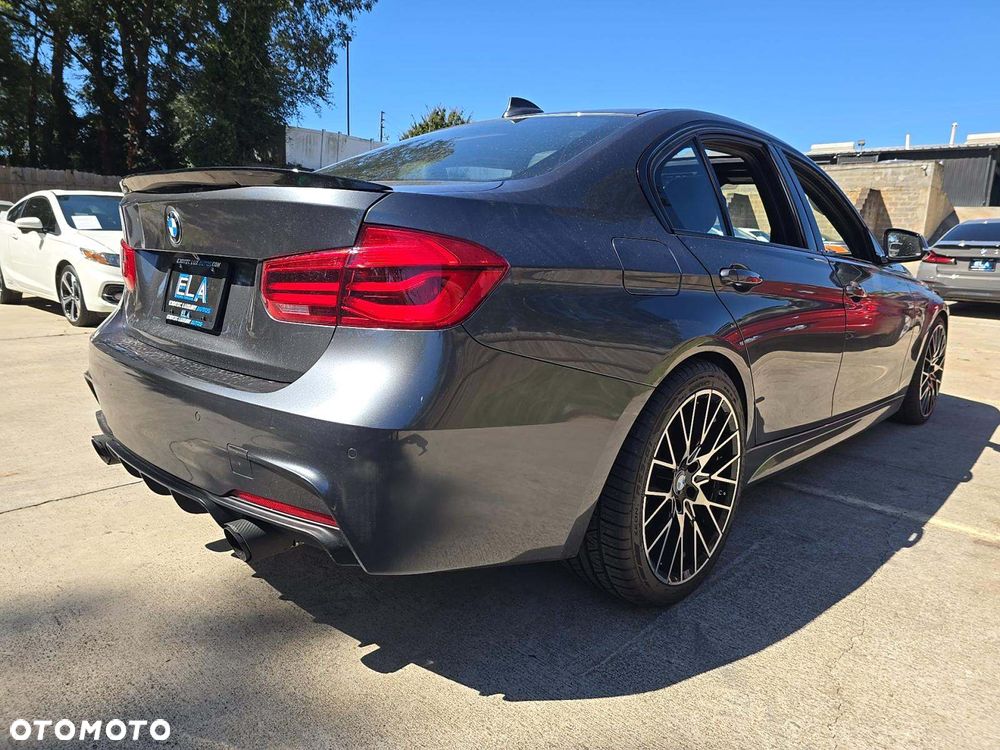 BMW Seria 3 328i Luxury Line - 3