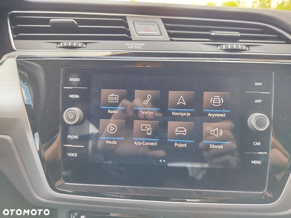 Volkswagen Touran - 22