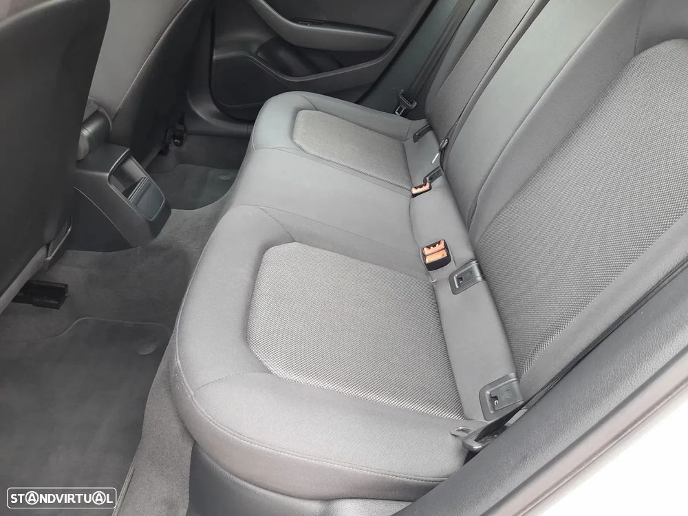 Audi A3 Sportback 1.6 TDI Attraction Ultra - 22