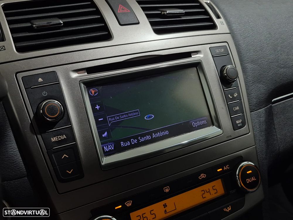 Toyota Avensis SW 2.0 D-4D Exclusive +GPS - 21