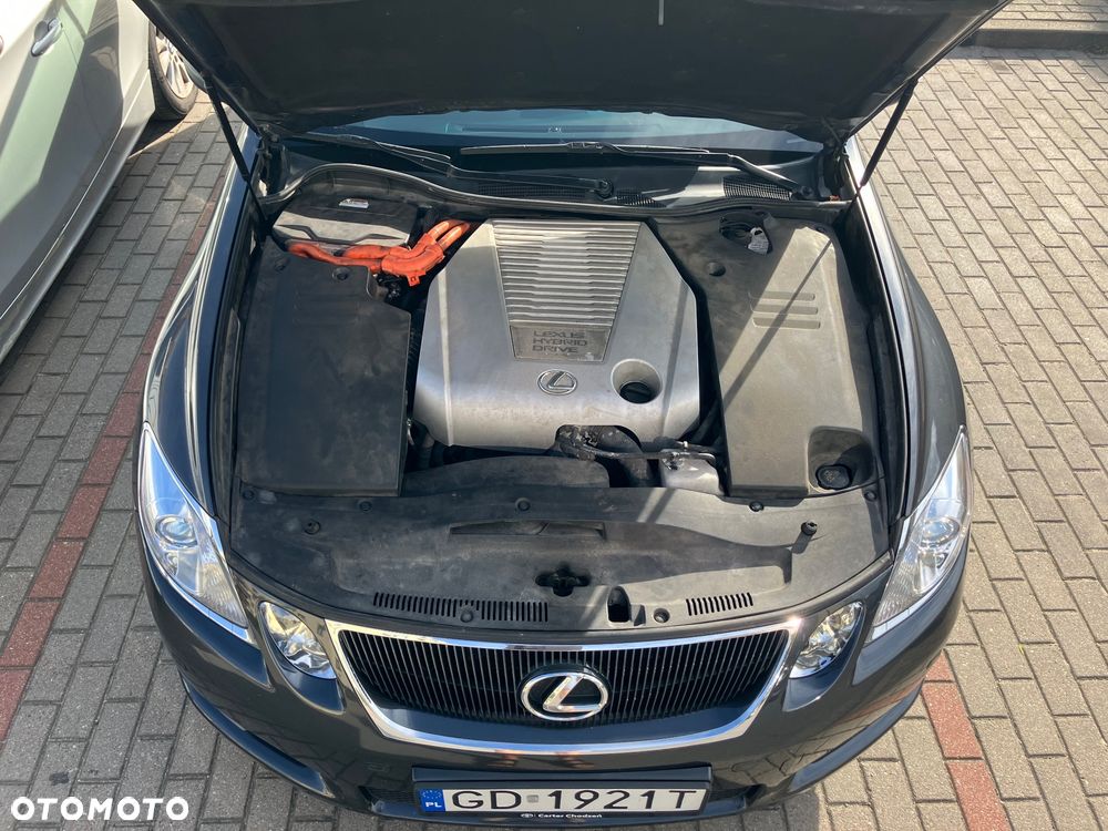 Lexus GS 450h Prestige - 32