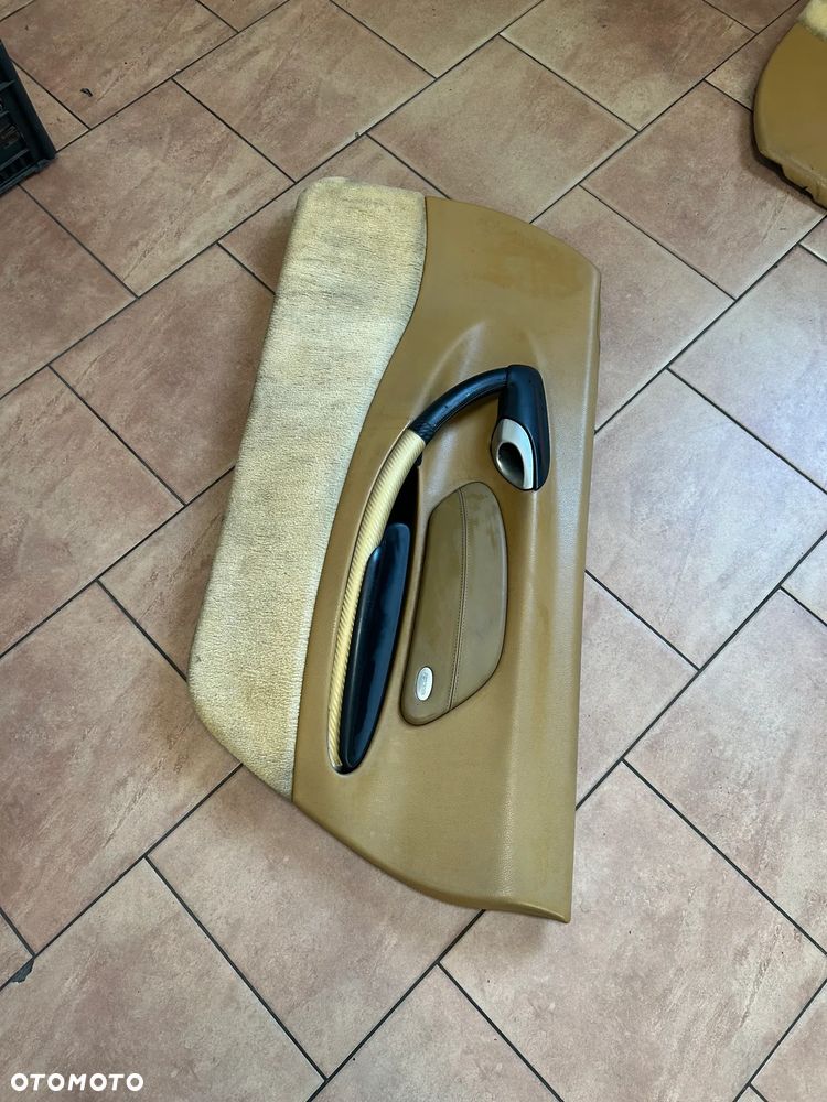 BOCZEK TAPICERKA DRZWI PORSCHE 986 PRAWY - 1