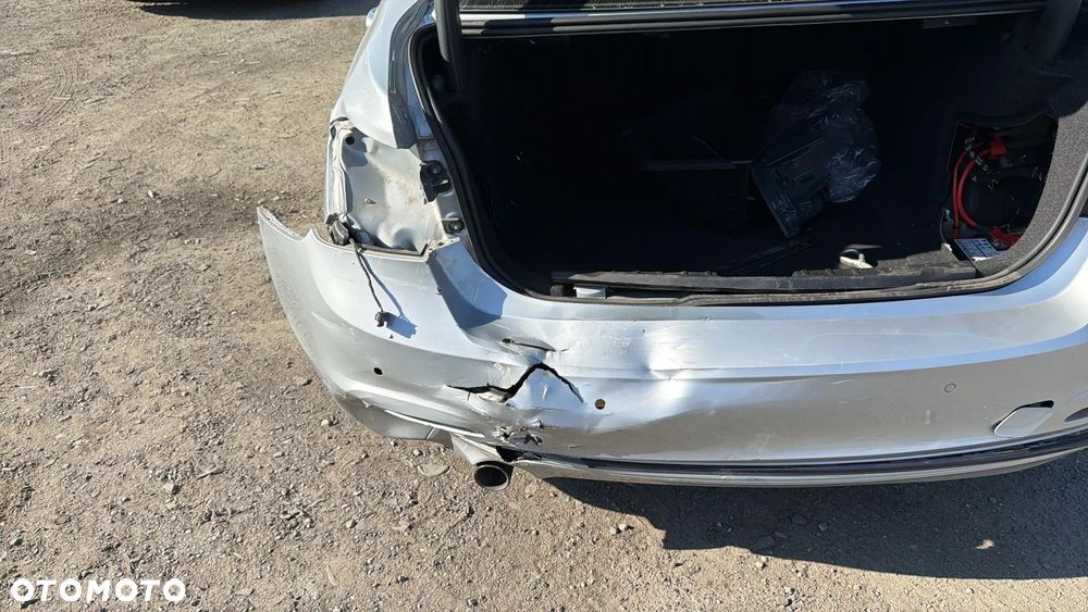 BMW Seria 3 318d Edition Luxury Line Purity - 13